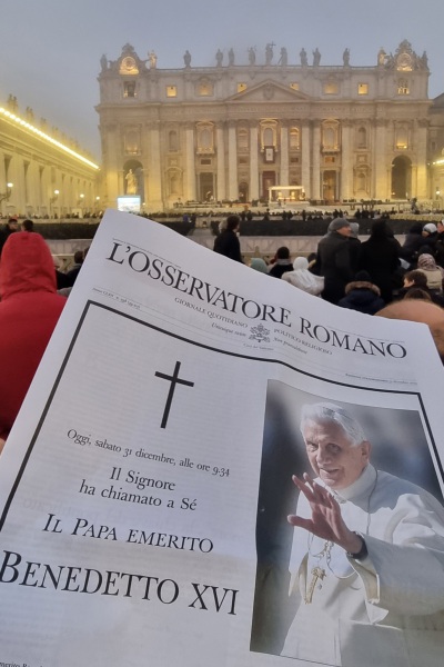 Totenmesse für Papast em. Benedikt XVI.